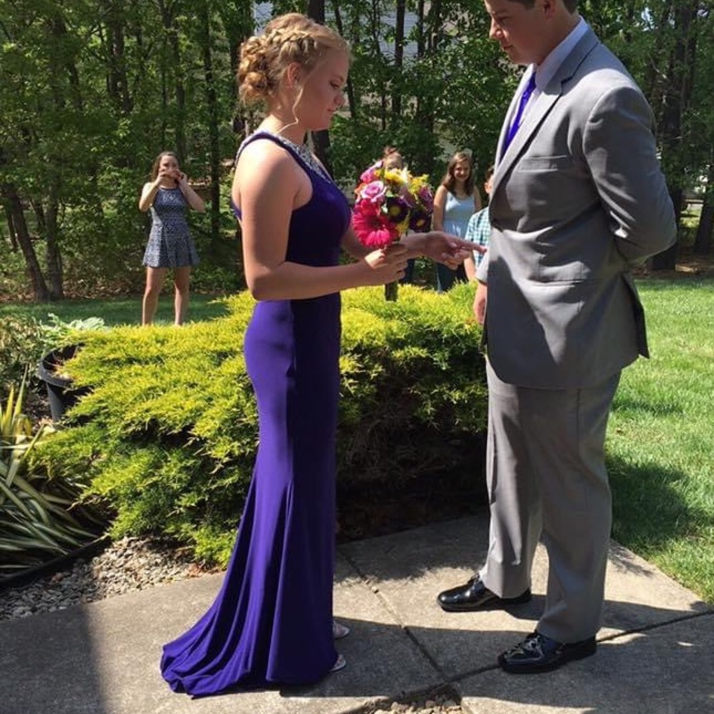 Prom Dress - Picture 4 of 5